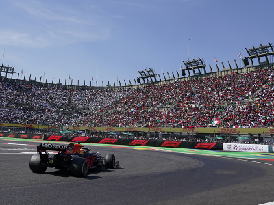 Max Verstappen sa stal víťazom Veľkej ceny Mexika