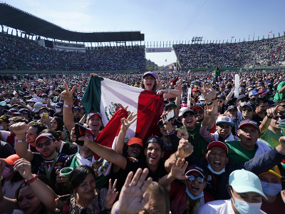 Fanúšikovia počas Veľkej ceny Mexika