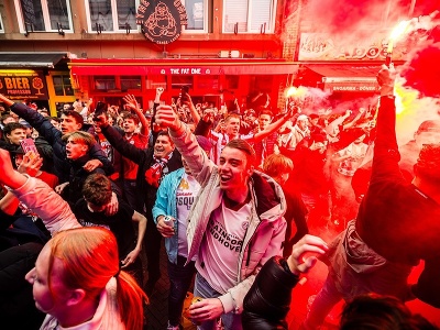 Oslavujúci fanúšikovia PSV Eindhoven