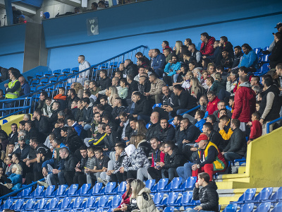 Na snímke fanúšikovia na štadióne v prípravnom futbalovom zápase Čierna Hora - Slovensko