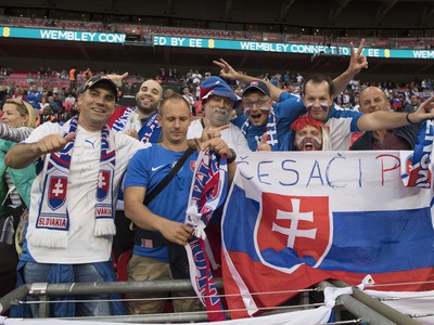 Slovenskí fanúšikovia na Wembley
