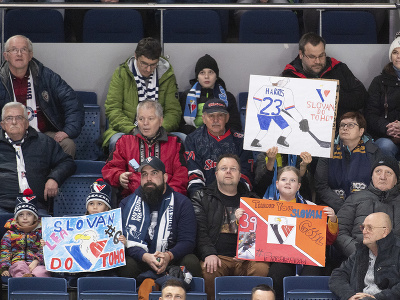 Pohľad na divákov počas 34. kola hokejovej Tipos Extraligy HC Slovan Bratislava - HK Poprad