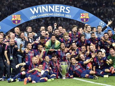 Futbalisti FC Barcelona po triumfe v berlínskom finále Ligy majstrov