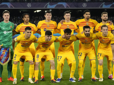Barcelonská squadra pred osemfinálovým zápasom Ligy majstrov