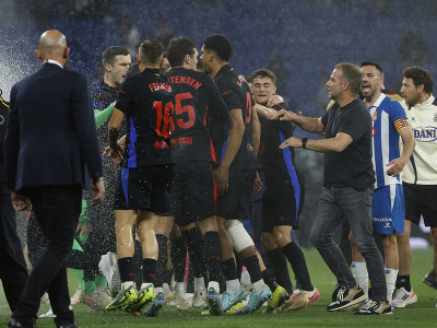 Futbalisti Barcelony sa radujú zo zisku majstrovského titulu v La Lige