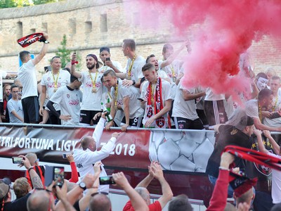 FC Spartak Trnava oslavuje majstrovský titul