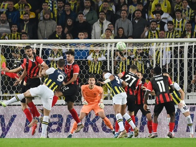 Momentka zo zápasu Fenerbahce Istanbul - FC Spartak Trnava
