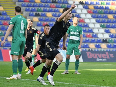 Hráč Spartaka Sebastián Kóša sa raduje z gólu