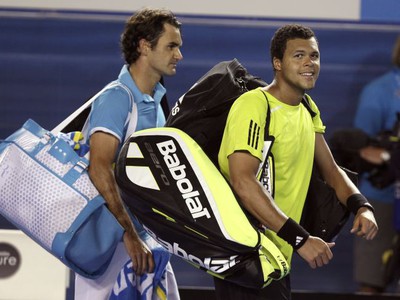 Federer a Tsonga po zápase