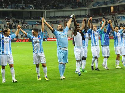 Radosť hráčov Fenerbahce
