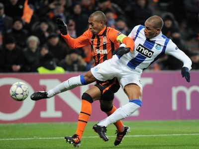 Fernandinho proti Fernandovi