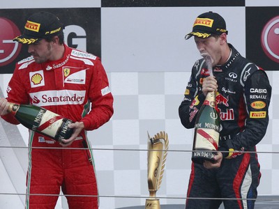 Fernando Alonso a Sebastian Vettel