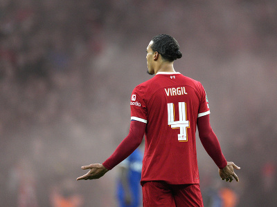 Virgil van Dijk po neuznanom góle Liverpoolu