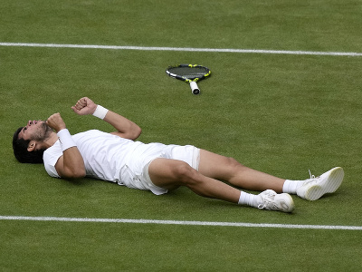 Carlos Alcaraz sa raduje z triumfu vo finále Wimbledonu