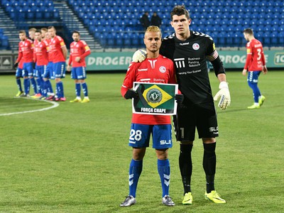 Zľava: Luiz Gutierre Weriton a Michal Šulla, obaja z FK Senica pred zápasom