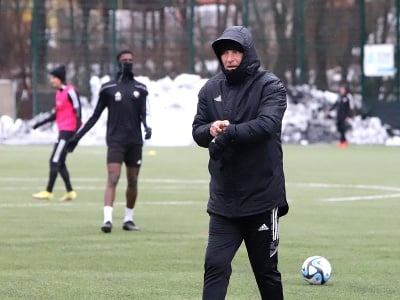Tréner FK Železiarne Podbrezová Roman Skuhravý