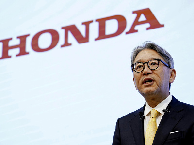 Automobilka Honda bude dodávať motory tímu Aston Martin