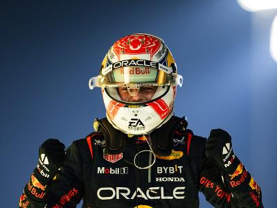 Max Verstappen sa raduje z triumfu vo Veľkej cene Bahrajnu