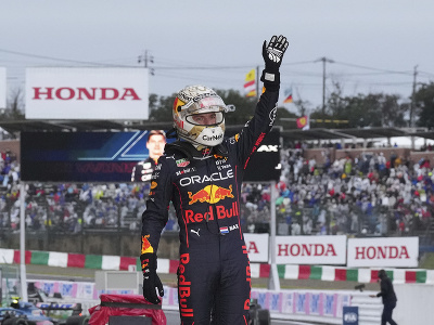 Max Verstappen je dvojnásobný svetový šampión!