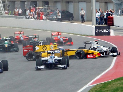 Kolízia v podaní Vitaly Petrova a Pedra de la Rosu