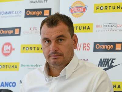 Generálny manažér Marián Černý počas tlačovej konferencie ŠKF Sereď pred štartom novej sezóny Fortuna ligy