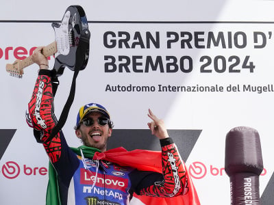 Taliansky motocyklový pretekár Francesco Bagnaia sa stal víťazom nedeľnej VC Talianska seriálu MotoGP