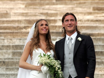 Francesco Totti a Ilary Blasi počas svadby v roku 2005
