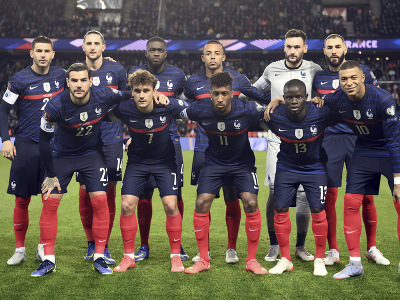 Francúzsky tím pred začiatkom súboja s Kazachstanom