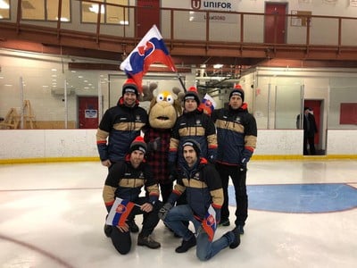 Frosty Shots Zoznam SK parádne reprezentovali Slovensko na svetovom šampionáte v rybníkovom hokeji