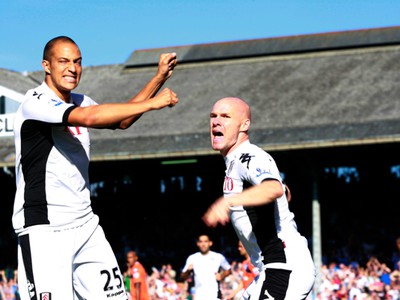 Andres Johnson a Bobby Zamora 