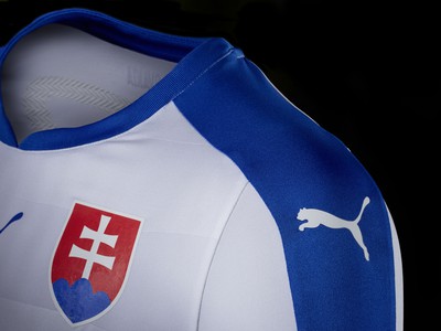 V takýchto dresoch budú hrať slovenskí futbalisti na majstrovstvách Európy