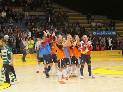 Futsalisti Slov-maticu ďakujú fanúšikom