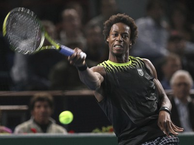 Gael Monfils vo finále parížskeho turnaja