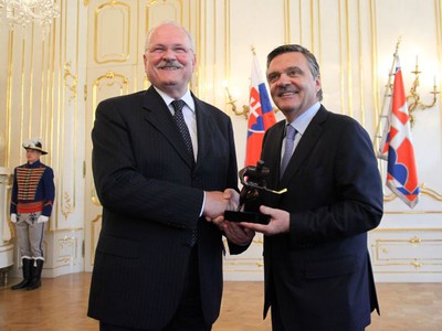 Ivan Gašparovič a René Fasel