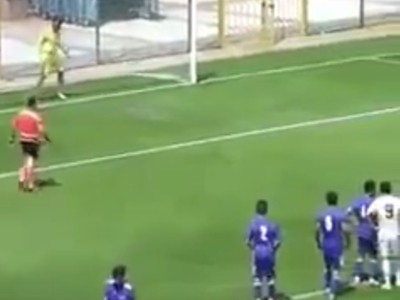 Nešťastná oslava chytenej penalty v tureckom futbale