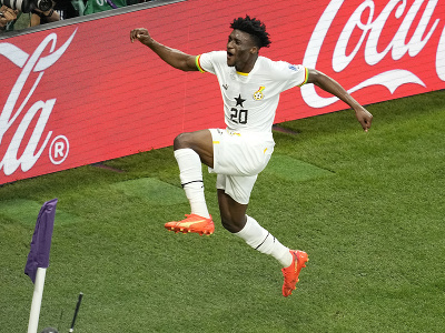 Futbalista Ghany Mohammed Kudus oslavuje gól