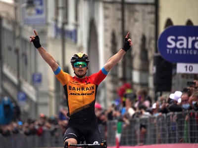 Slovinský cyklista Jan Tratnik triumfoval v utorňajšej 16. etape pretekov Giro d'Italia