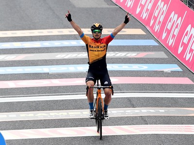 Slovinský cyklista Jan Tratnik triumfoval v utorňajšej 16. etape pretekov Giro d'Italia