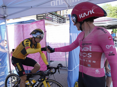 Primož Roglič a Geraint Thomas na Giro d'Italia