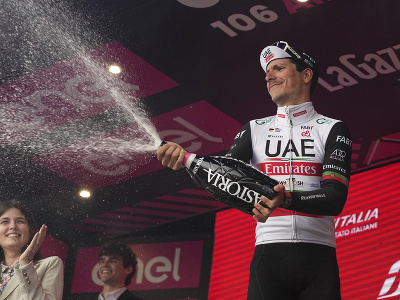 Portugalský cyklista Joao Almeida vyhral utorkovú 16. etapu 106. ročníka Giro d´Italia