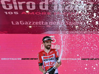 Belgický cyklista Thomas De Gendt z tímu Lotto-Soudal zvíťazil v sobotnej 8. etape 105. ročníka ročníka pretekov Giro d´Italia
