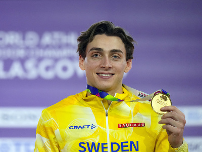 Armand Duplantis so zlatou medailou na halových MS v atletike