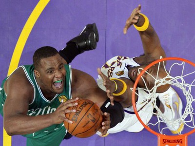 Glen Davis a Lamar Odom