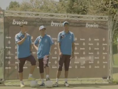 Raphael Varane, Gonzalo Higuaín, Fábio Coentrão a Mesut Özil na golfovom ihrisku