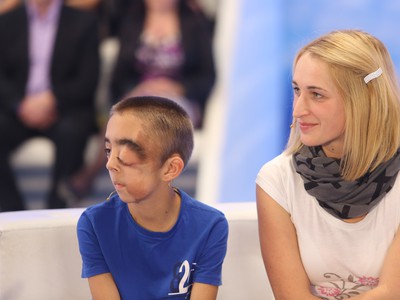 Maťko so sestrou v štúdiu Modrého z neba