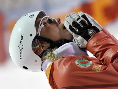 Bieloruska Hanna Huskovová získala zlato v súťaži akrobatických lyžiarok v skokoch na zimných olympijských hrách 2018 v Pjongčangu