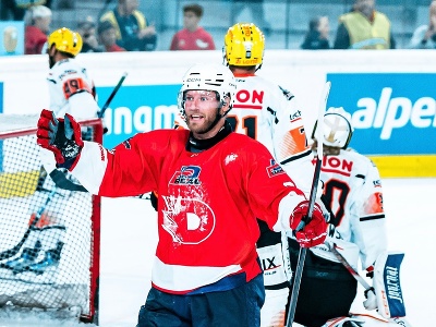 HC Dynamo Pardubice oslavujú