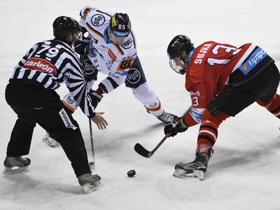 Zo zápasu 39. kola hokejovej Tipsport extraligy HC Košice - HC'05 iClinic Banská Bystrica