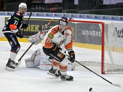 Alex Breton ( Košice) v treťom zápase semifinále play-off hokejovej Tipos extraligy HK Dukla INGEMA Michalovce - HC Košice
