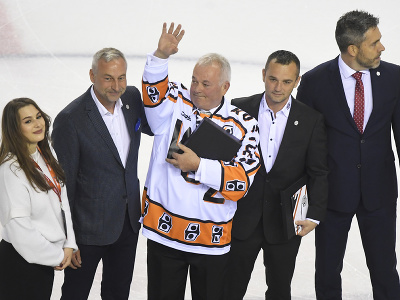Bývalý československý hokejový reprezentant Mojmír Božík sa stal ôsmym členom Siene slávy HC Košice. 